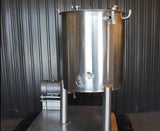 100 GALLON STAINLESS STEEL PROCESS TANK (INCLUDES CENTRIFUGAL PUMP)